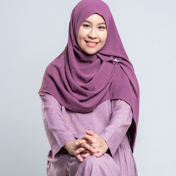  Rilia Putri, CA., CPA., CFE., CFP
