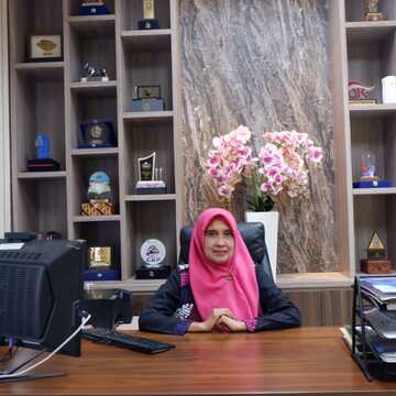 Nining Wahyuningsih, SE, MM, RIFA®