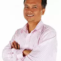 Adrian Ausri, RFC®